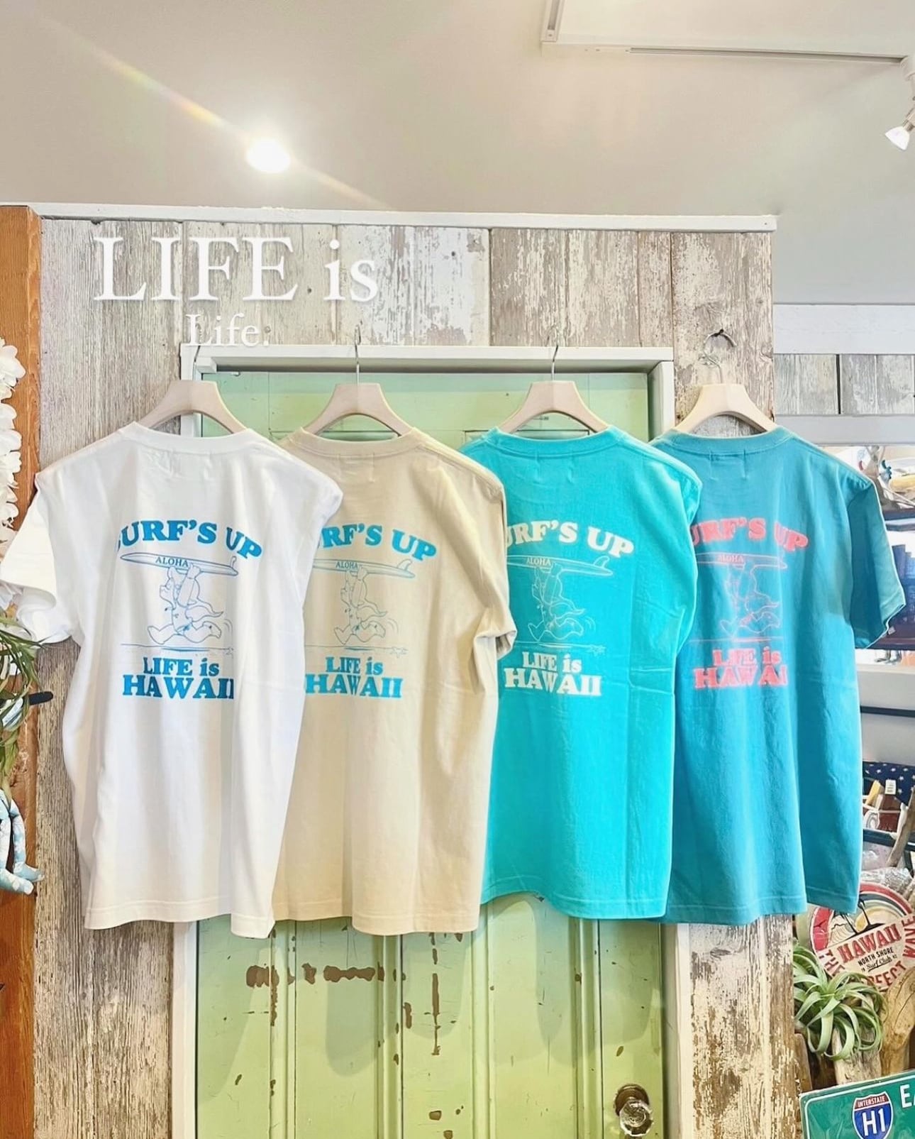 LIFE is × MAPUAコラボsurf's up半袖Tシャツ ¥4,990+tax(¥5,489)