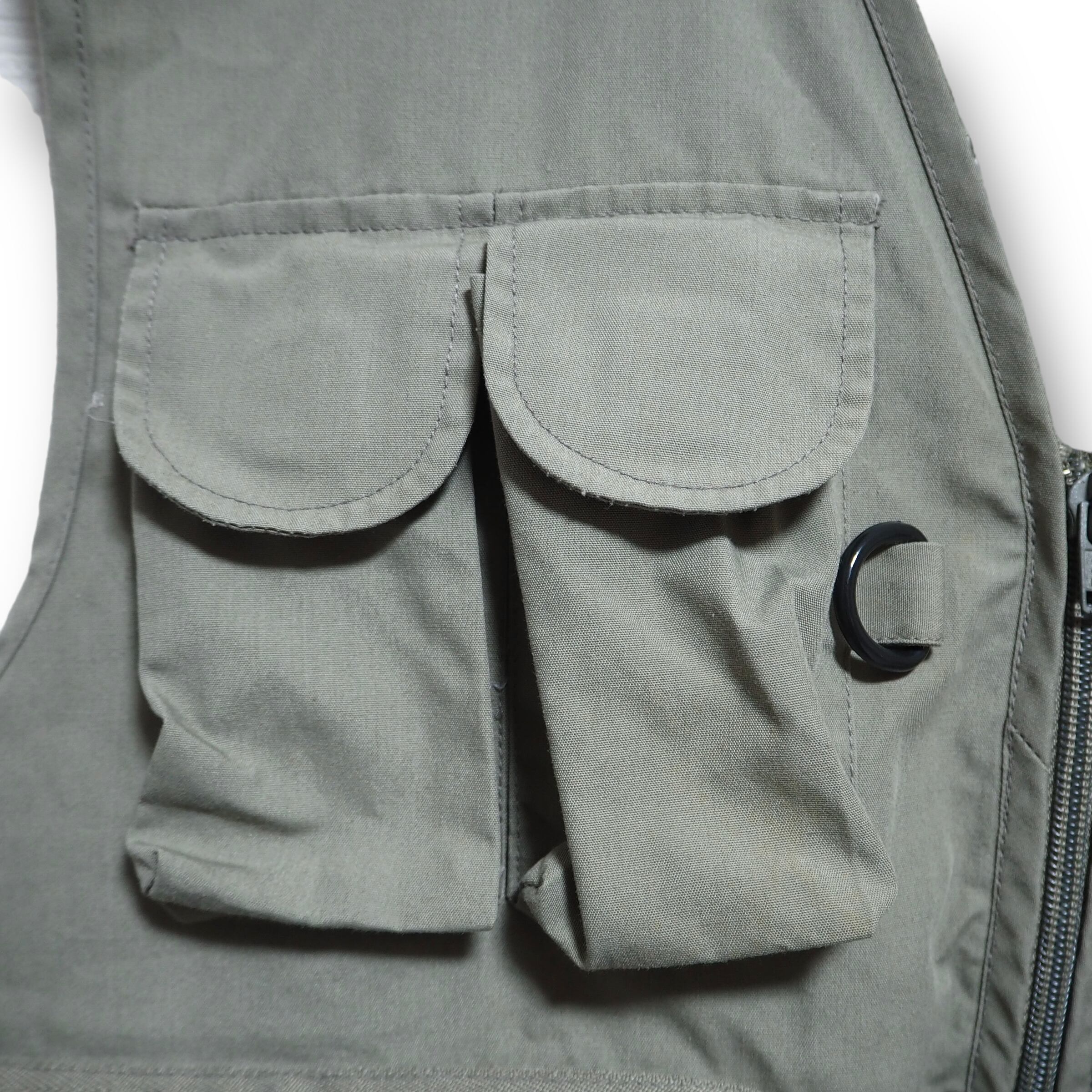 VINTAGE　フィッシングベスト　古着　ポケット　背面　ジップ VINTAGE フィッシングベスト 古着 ポケット 背面 ジップ 【公式通販】