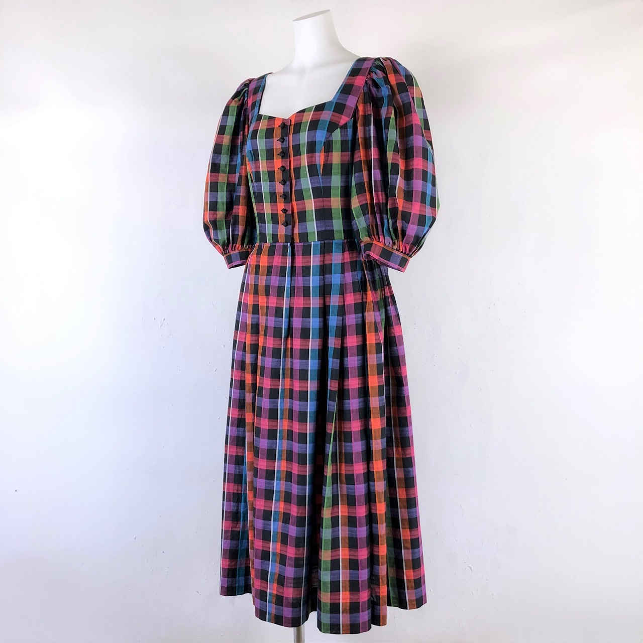 チロルワンピース チェック柄 パフスリーブ 半端袖 Hasegg trachten  