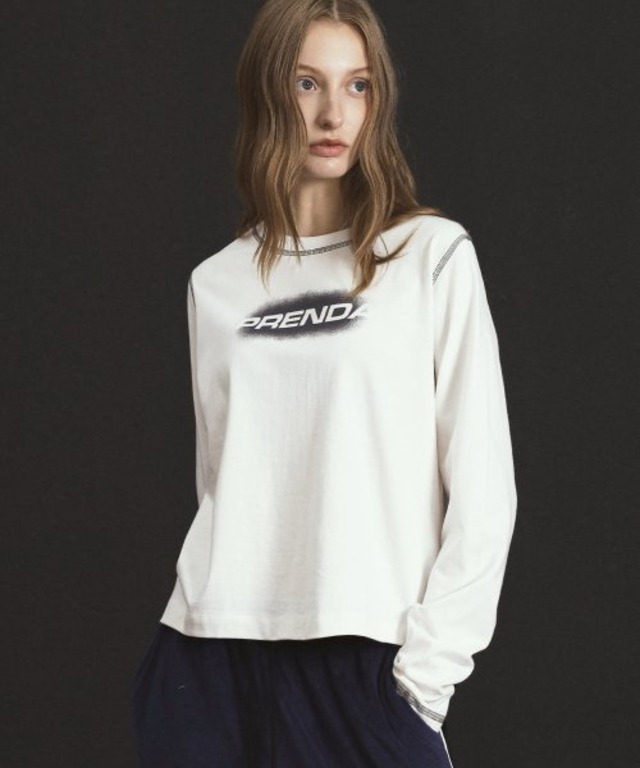 [PRENDA] MINI SPRAY LOGO LONG SLEEVE WHITE