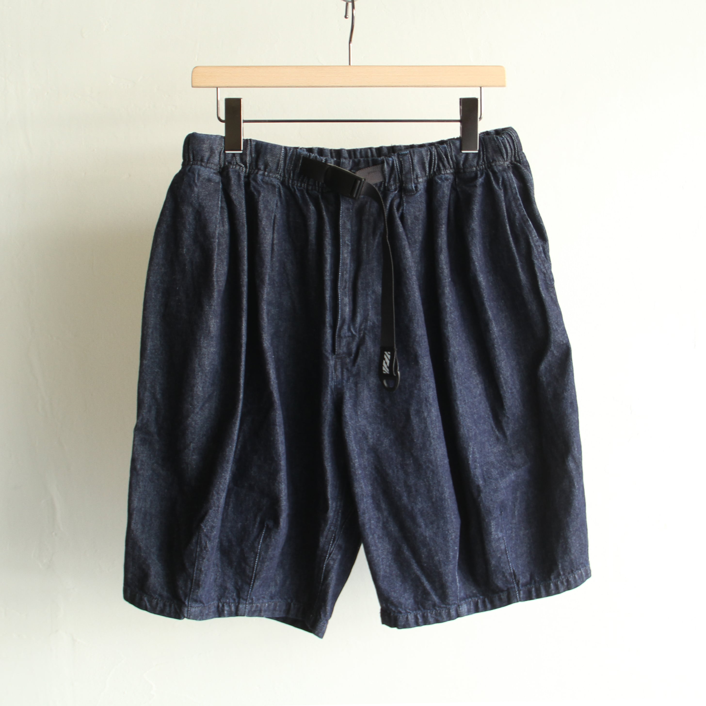 is-ness Balloon shorts | Terminal