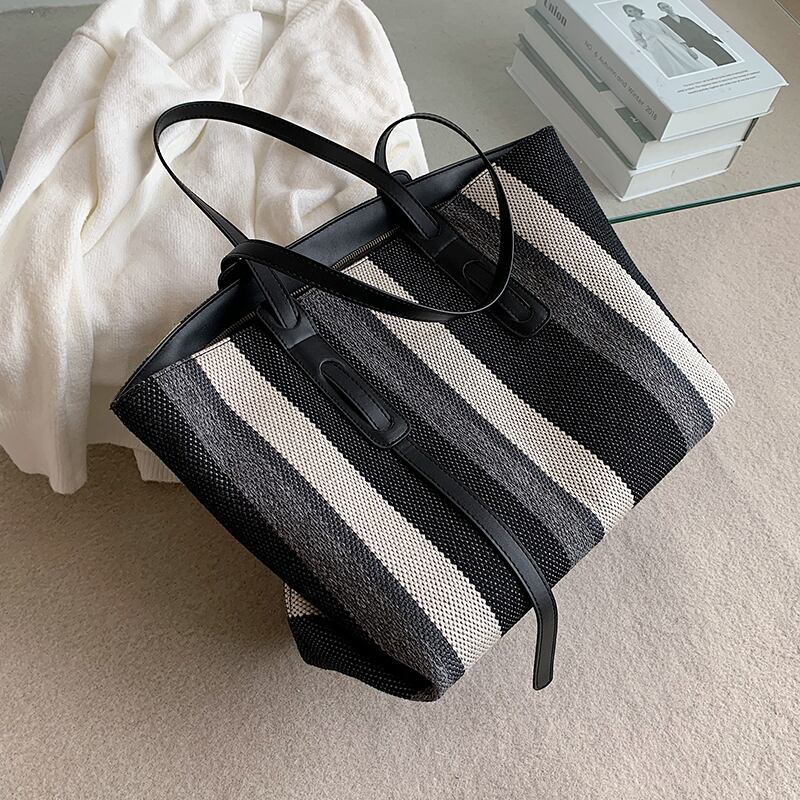 オータムウィンターショルダーバッグレッド 秋物 冬物 トートバッグ 手作りハンドバック44059721095