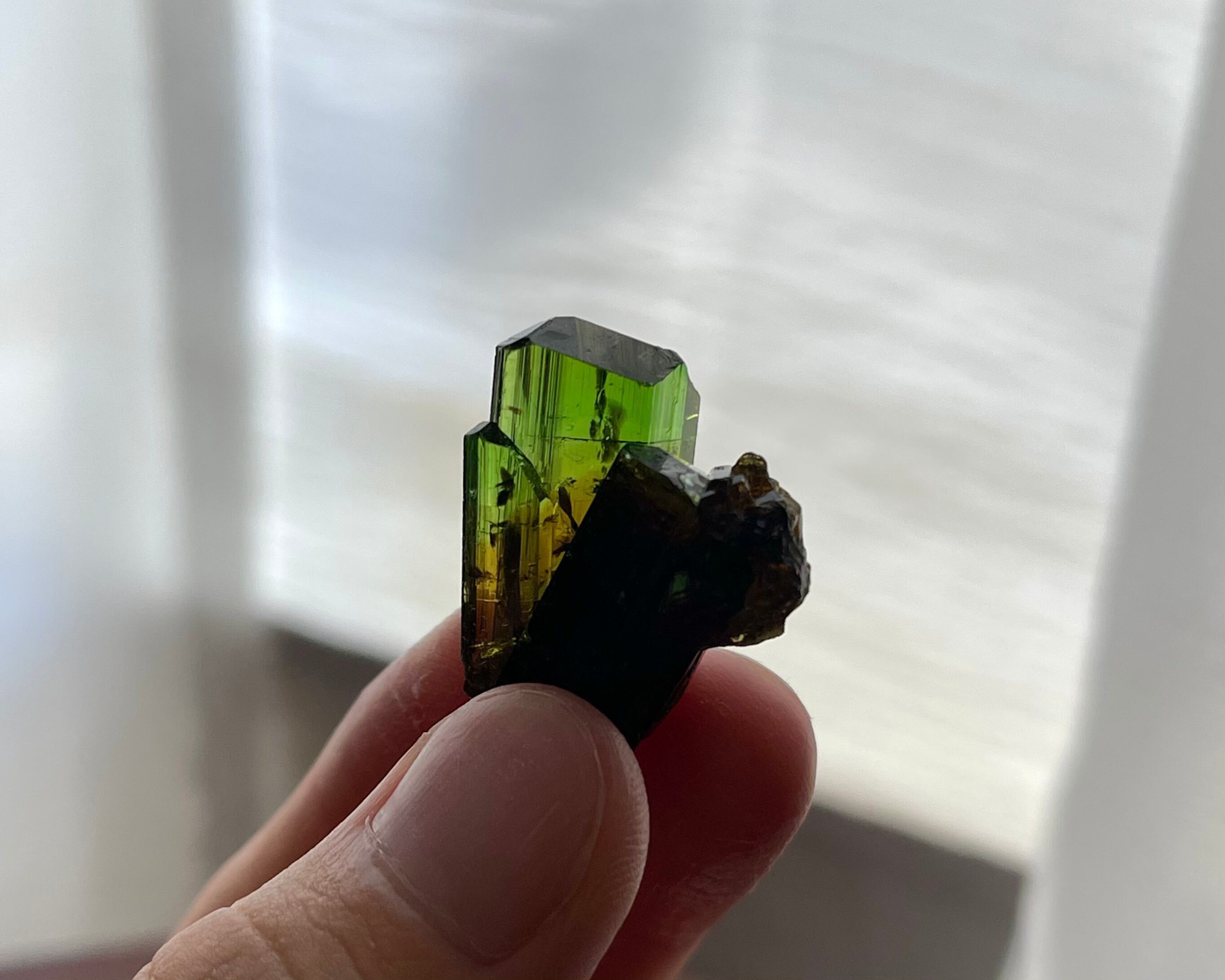 クロムドラバイト【Chrome Dravite】タンザニア産 | PEANUTS MINERALS