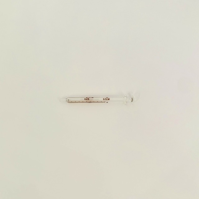 【工業・実験／研究用】　ガラス注射器　中口ガラス先　0.5 ｍｌ微量用　１本入（医療機器・医薬品ではありません）