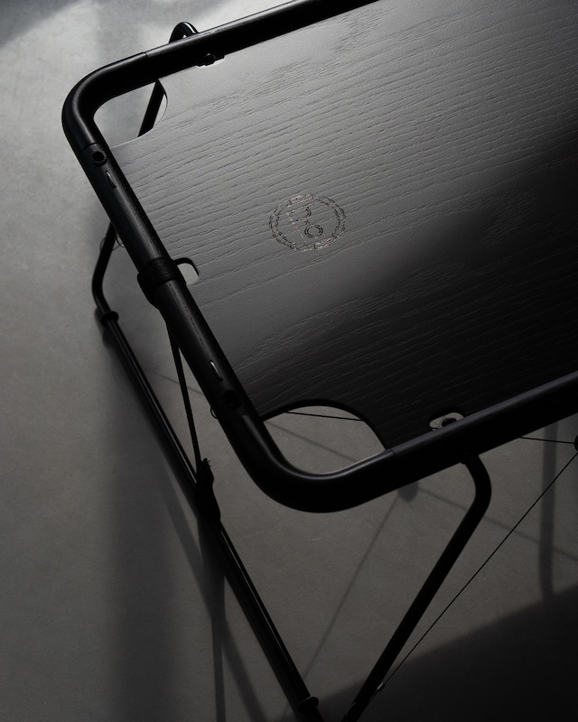 hxo design / hxo Table Mini All Black AL. Edition