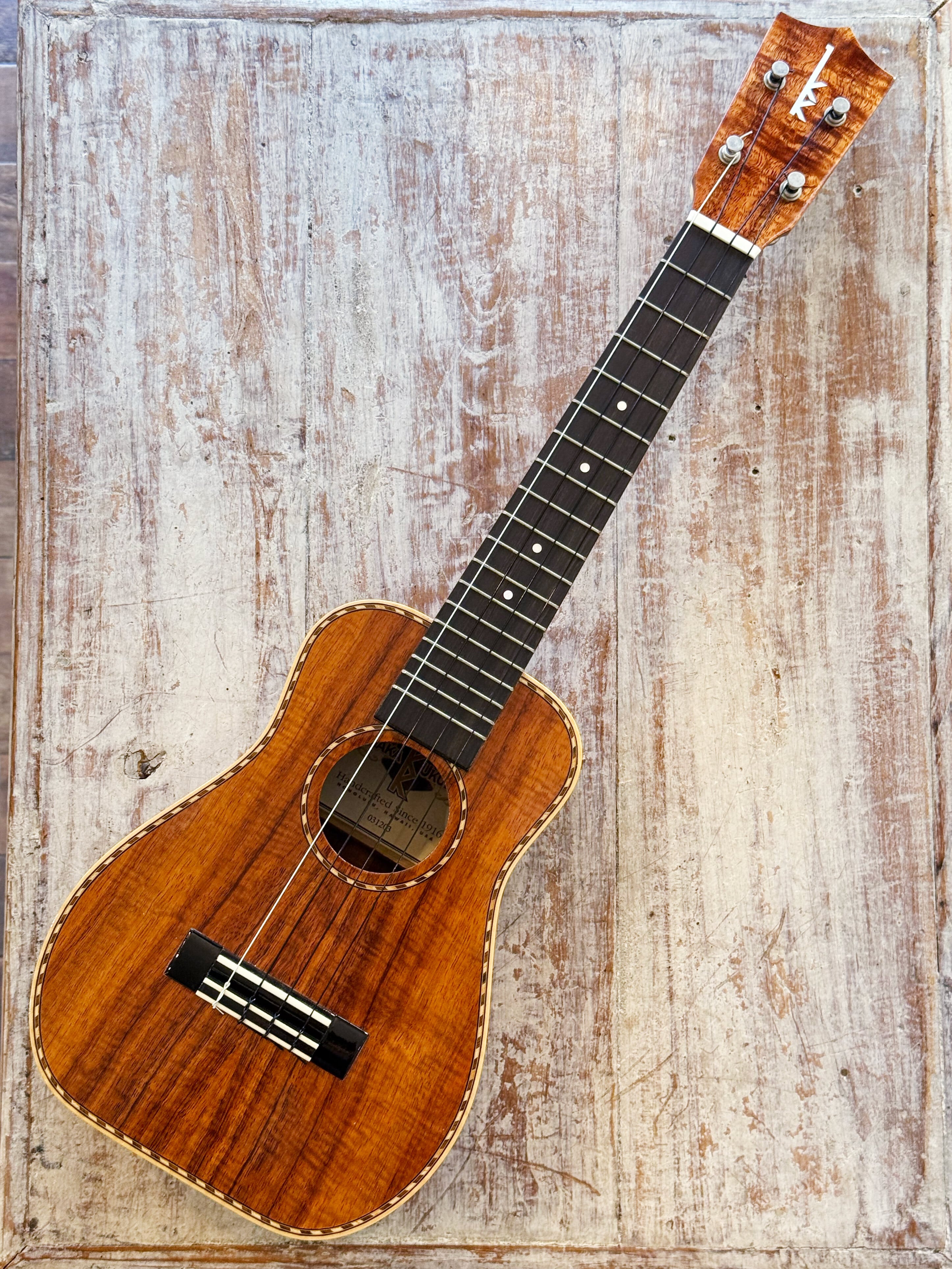 KAMAKA カマカ ウクレレ HB-2D #031203 コンサート ベルシェイプ 2003年製 ユーズド