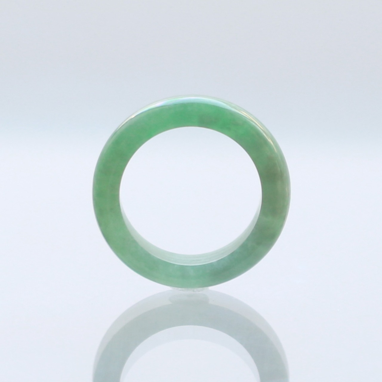 【10号】爽やかなミントグリーン。翡翠くり抜き甲丸リング A貨翡翠 jd_rg1812