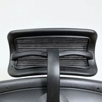 Ergohuman ENJOY ヘッドレスト付 メッシュタイプ エルゴヒューマン ブラック 座面前後調整 リクライニング ワークチェア オフィスチェア【中古】【300サイズ】