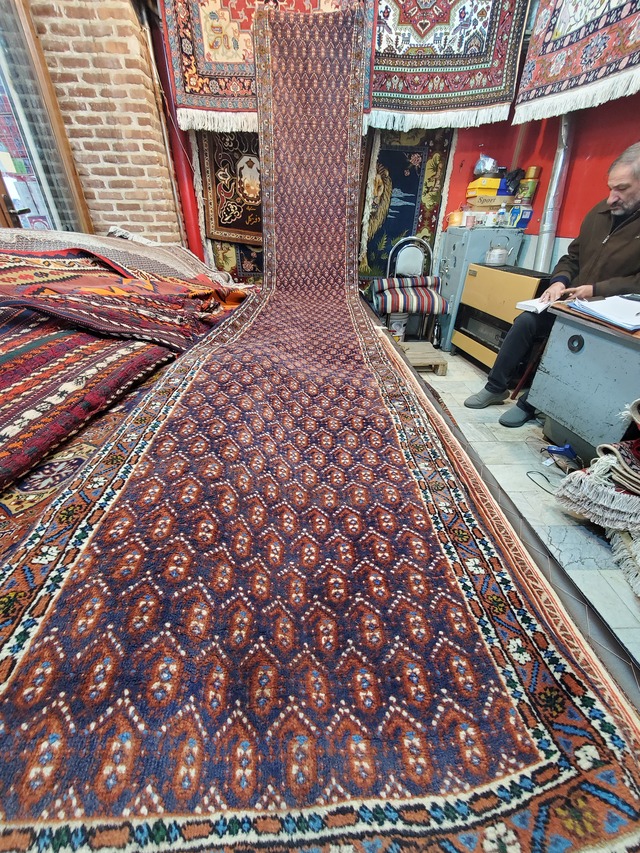 絨毯クエスト51【No.2】Bote Runner ※現在、こちらの商品はイランに置いてあります。ご希望の方は先ずは在庫のご確認をお願いします。