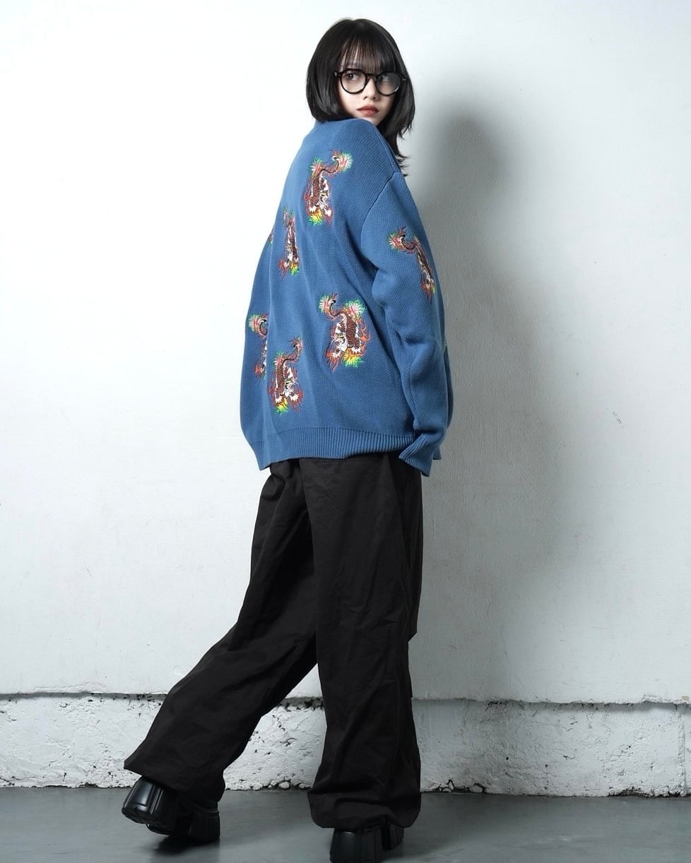 総柄 TIGER knit cardigan/Blue | チュウカタベタイ