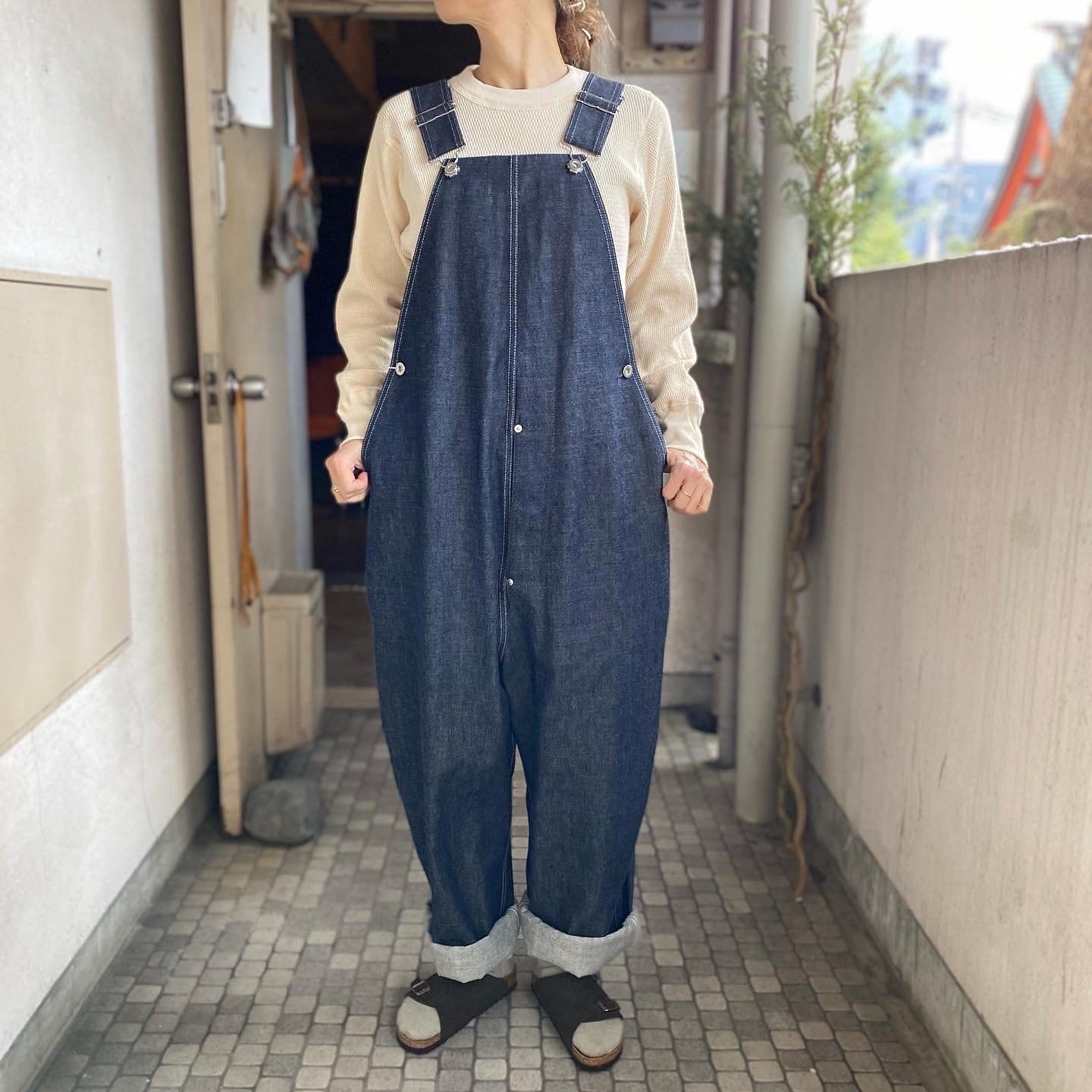 再入荷TUKI (ツキ) TYPE2 デニムサロペット indigo | Debby