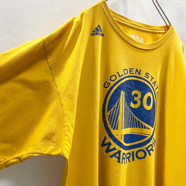 adidas × Golden State Warriors アディダス × ゴールデンステート ウォリアーズ #30 CURRY カリー Logo T -Shirt | 古着屋 -LOW PRICE PARK-