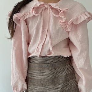 big collar blouse