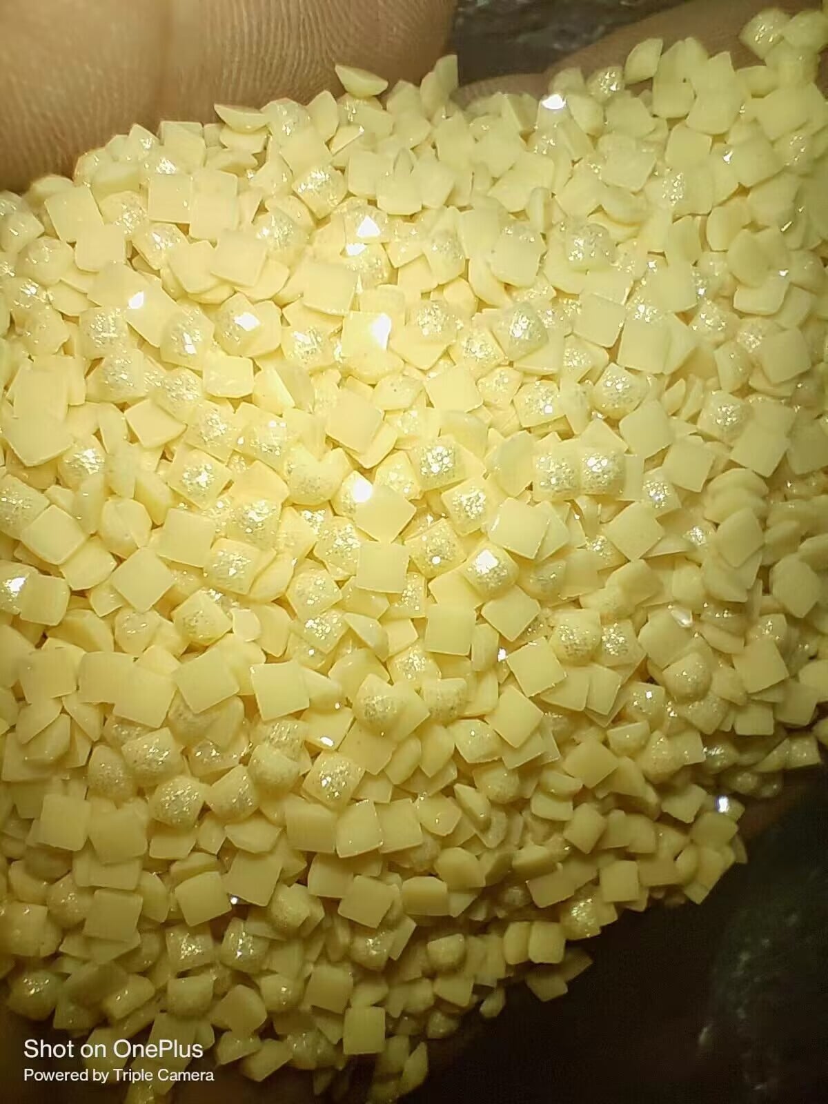 【3810番】フェアリーダストビーズ⭐︎四角(square)ビーズ 5g入り