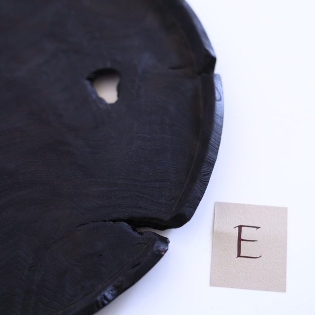 AS 漆山ひろみ　朽ちたTRAY　黒　Φ33cm