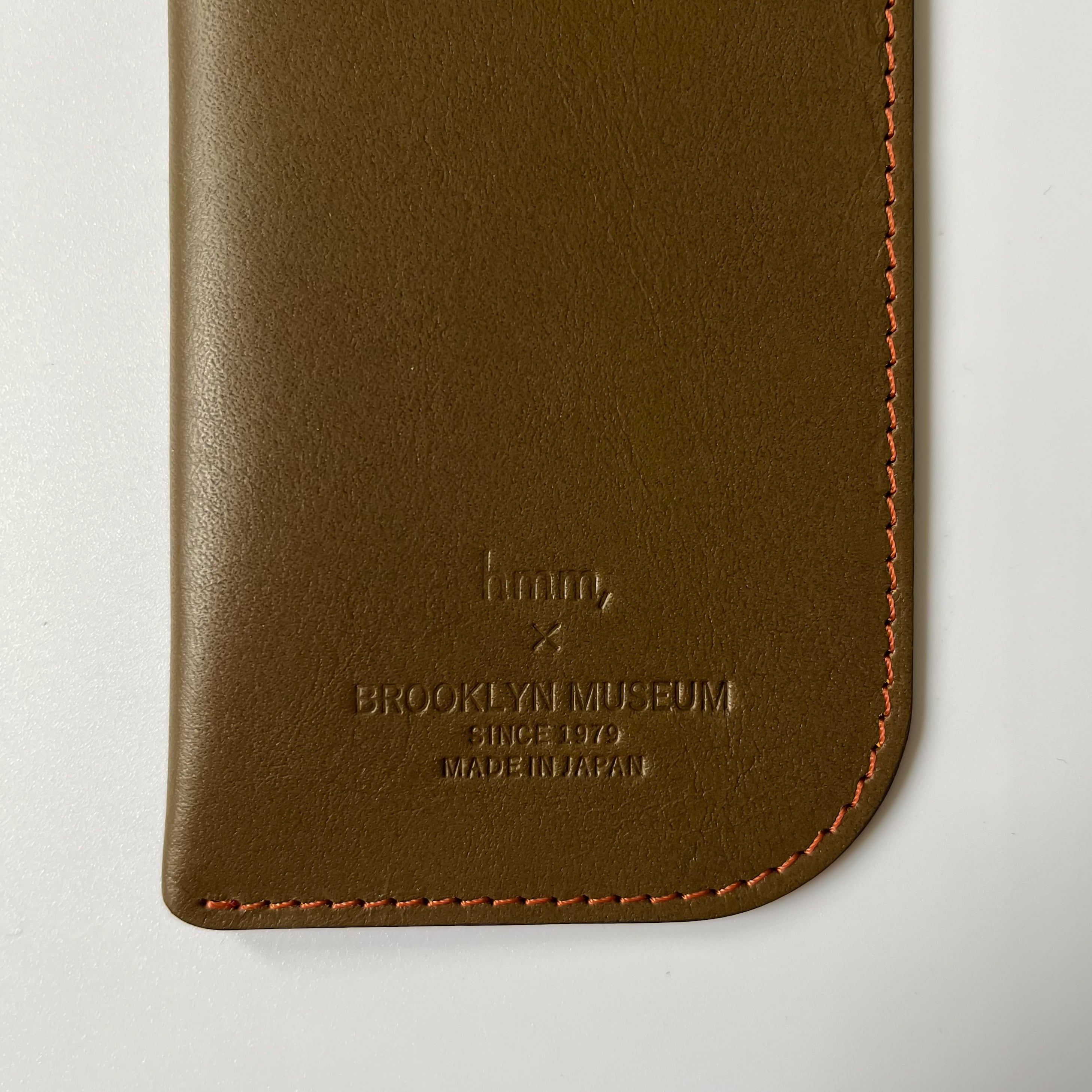 BROOKLYN MUSEUM メガネケース ブラウン×イエロー | hmm, by 東京都