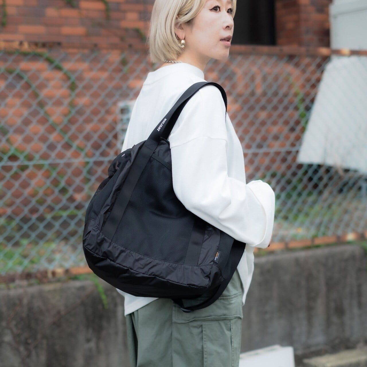 HOLIDAY】 holiday packable strap tote bag (black) | dros dro