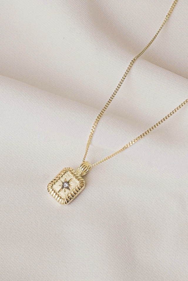 Card Pendant Necklace Gold