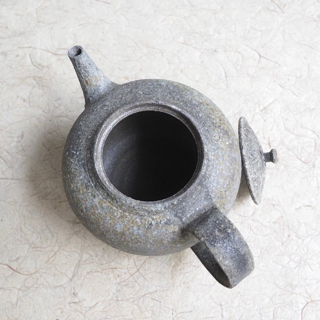 土本訓寛・久美子/焼締陰刻 後手 急須