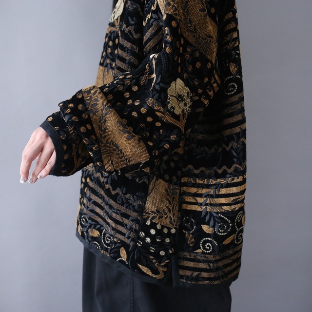 "reversible" chenille weave full pattern over silhouette jacket
