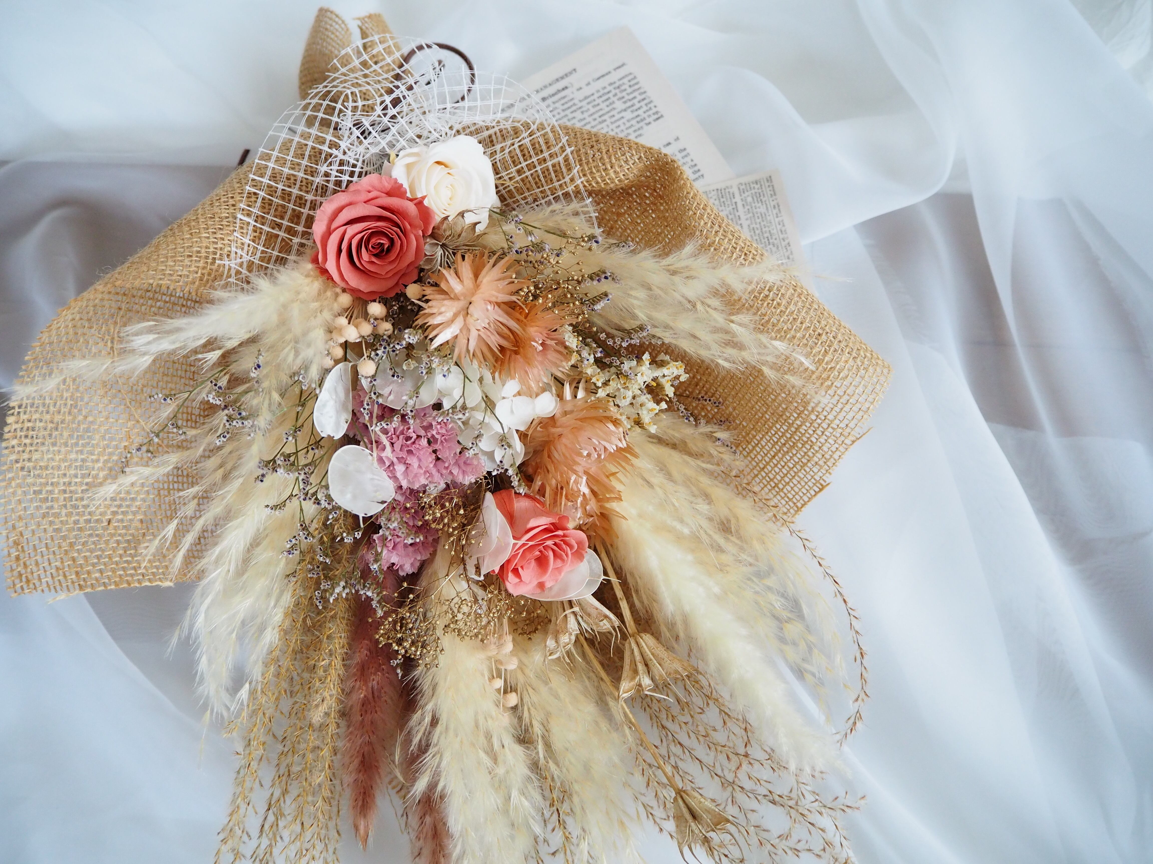 ふわふわパンパスとプリザーブドフラワーのスワッグ flower swag