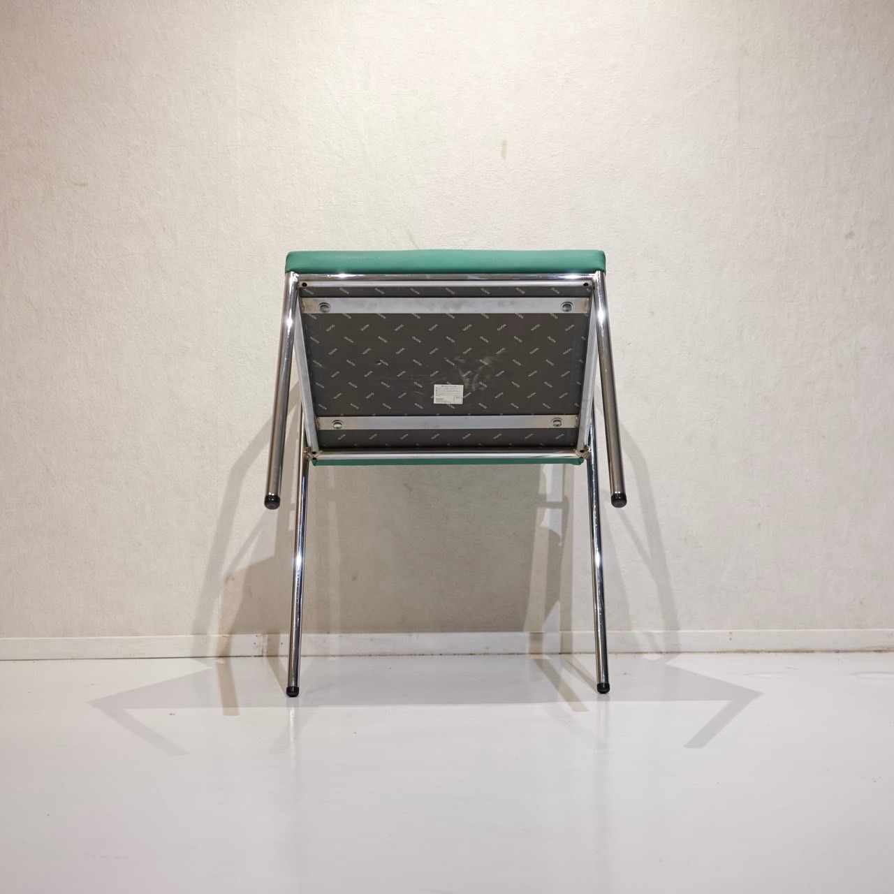 Bello select ダイニングチェア レザー スチール脚 チェア 椅子 モダン 北欧 ホテルライク