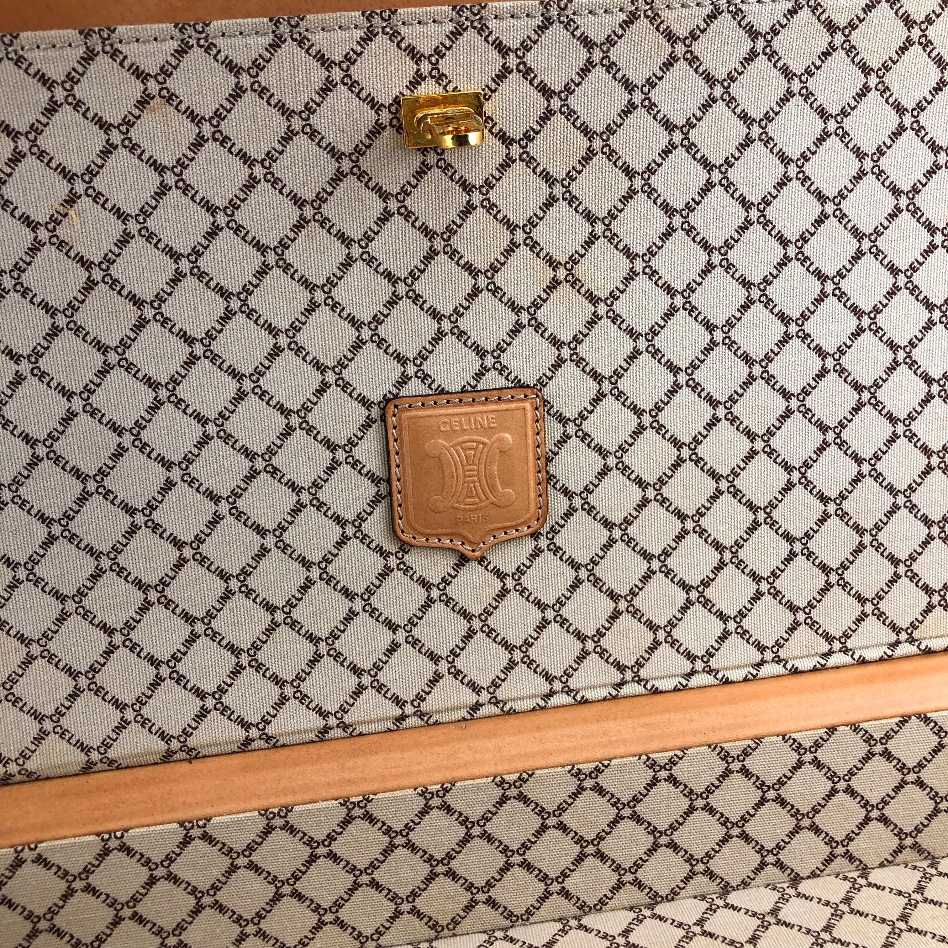 CELINE セリーヌ マカダム ブラゾン型押し レザー ブリーフ CELINE セリーヌ マカダム ブラゾン型押し レザー ブリーフ