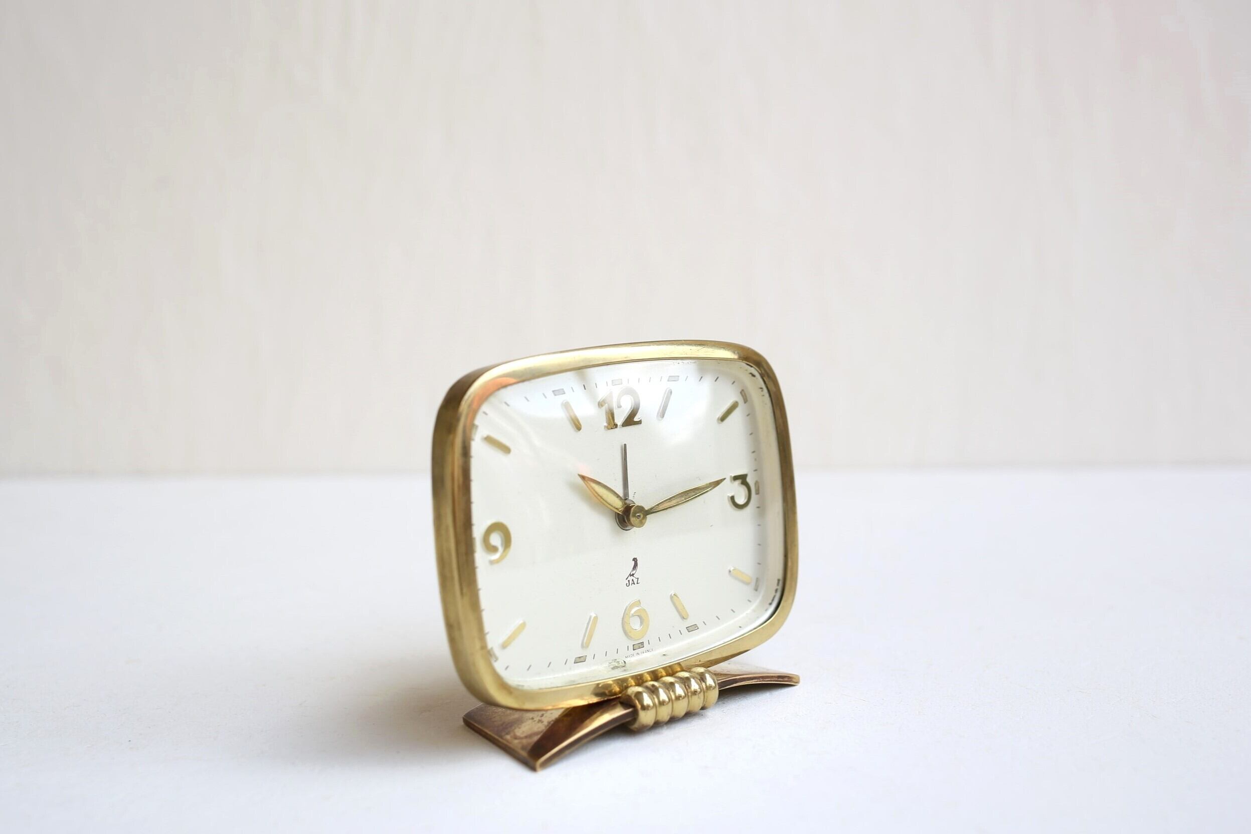 フランス アンティーク ヴィンテージ JAZ 目覚まし時計 『FUTIC』 N-04674