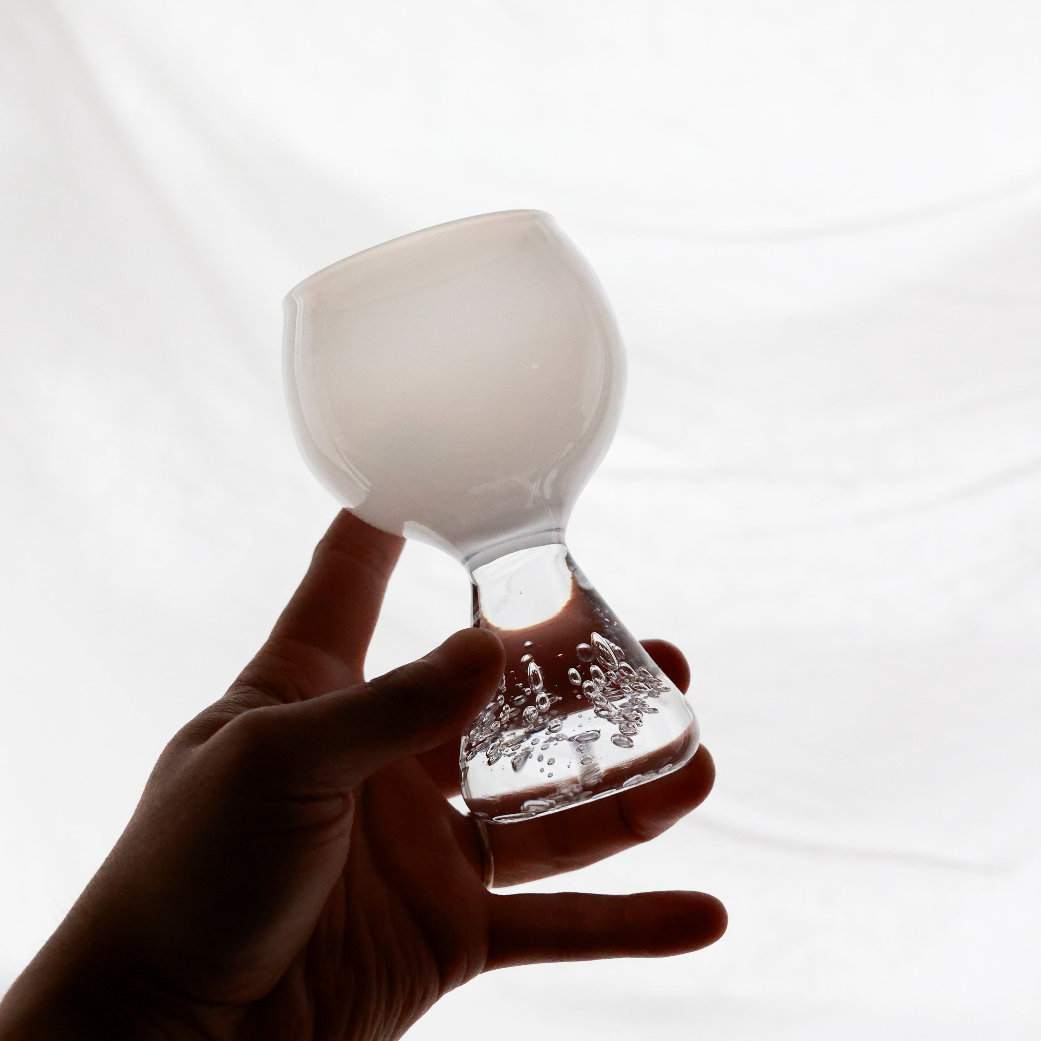 nora - glassworks - goblet / milk (made in Japan) | Et cetera