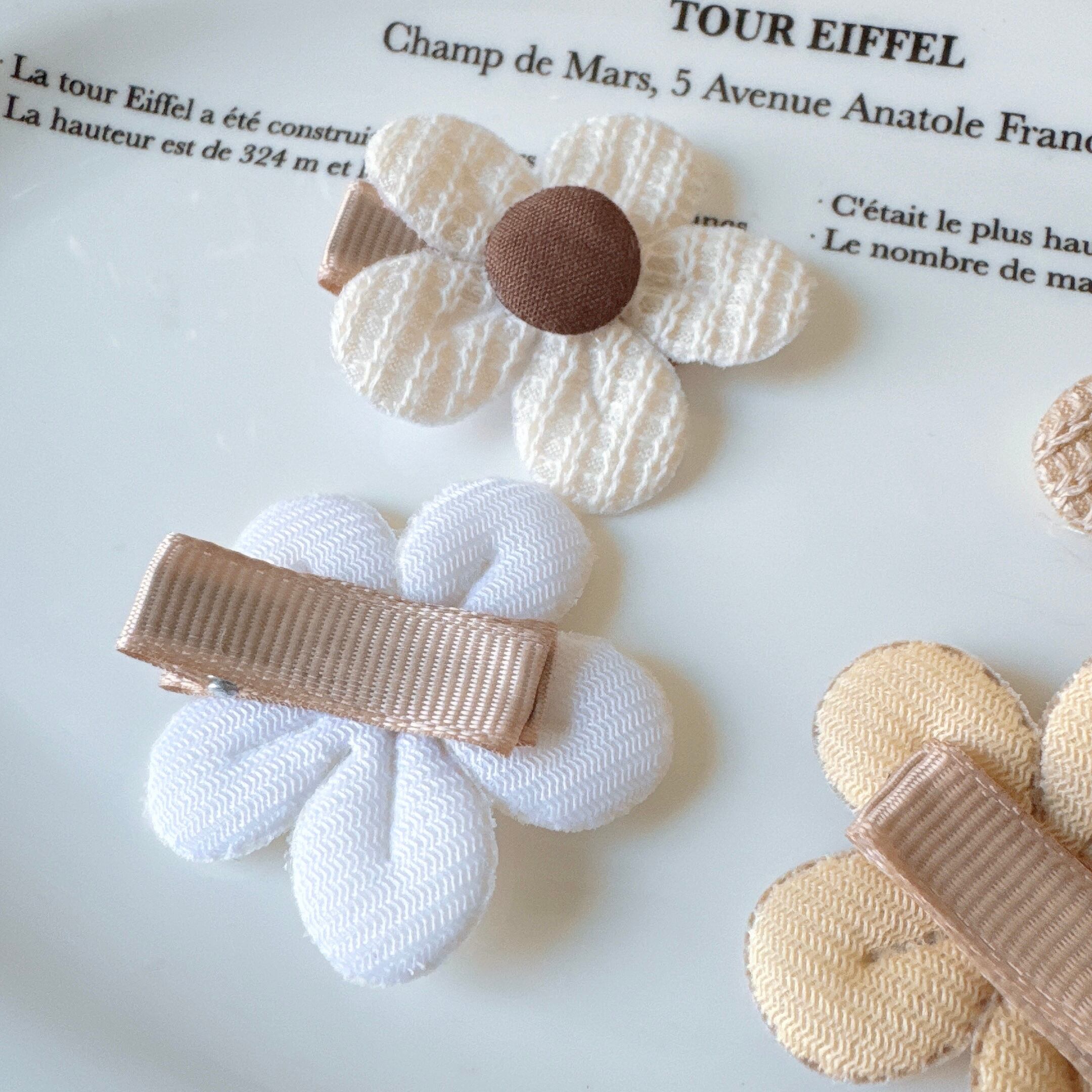 淡色お花のパッチン