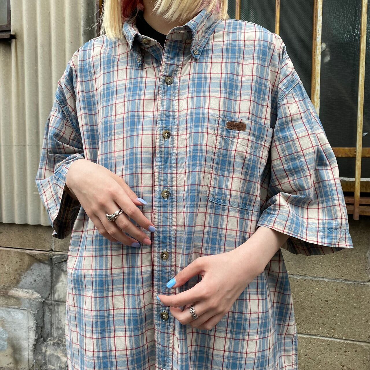スーパービッグサイズ Carhartt カーハート 半袖 チェックシャツ ワークシャツ メンズ3xl相当 古着 ワンポイントロゴ刺繍 ベージュ レッド ライトブルー赤色 水色 大きいサイズ 半袖シャツ Cave 古着屋 公式 古着通販サイト スーパービッグサイズ Carhartt カーハート 半袖 チェックシャツ ワークシャツ メンズ3xl相当 古着 ワンポイントロゴ刺繍 ベージュ レッド ライトブルー赤色 水色 大きいサイズ 半袖シャツ Cave 古着屋 公式 古着通販サイト
