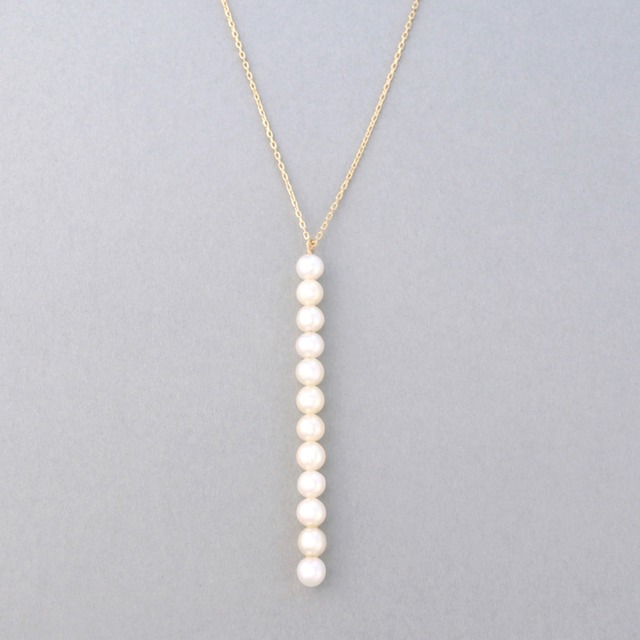 Row multi pearl necklace