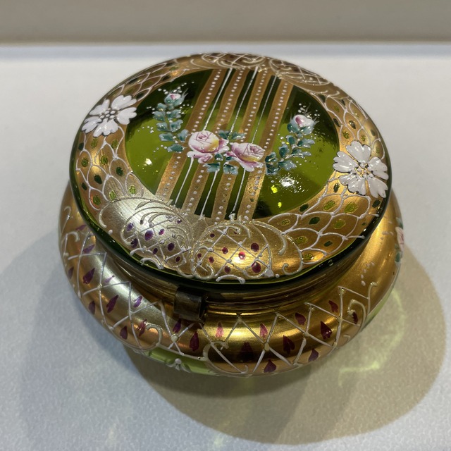 アンティークガラス小物入れ