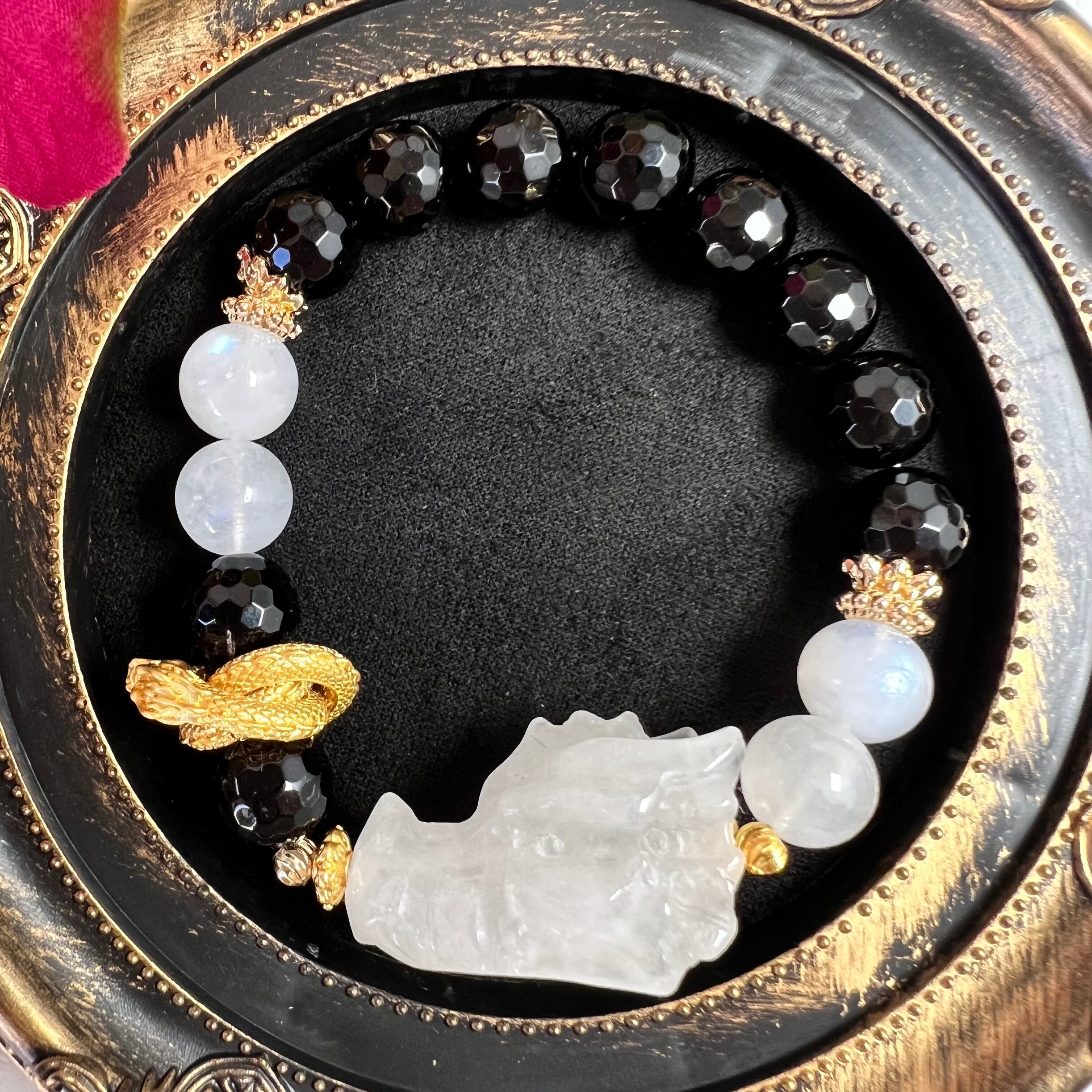 【水晶 龍 デザインブレスレット】❤︎送料無料❤︎天然石 パワーストーン