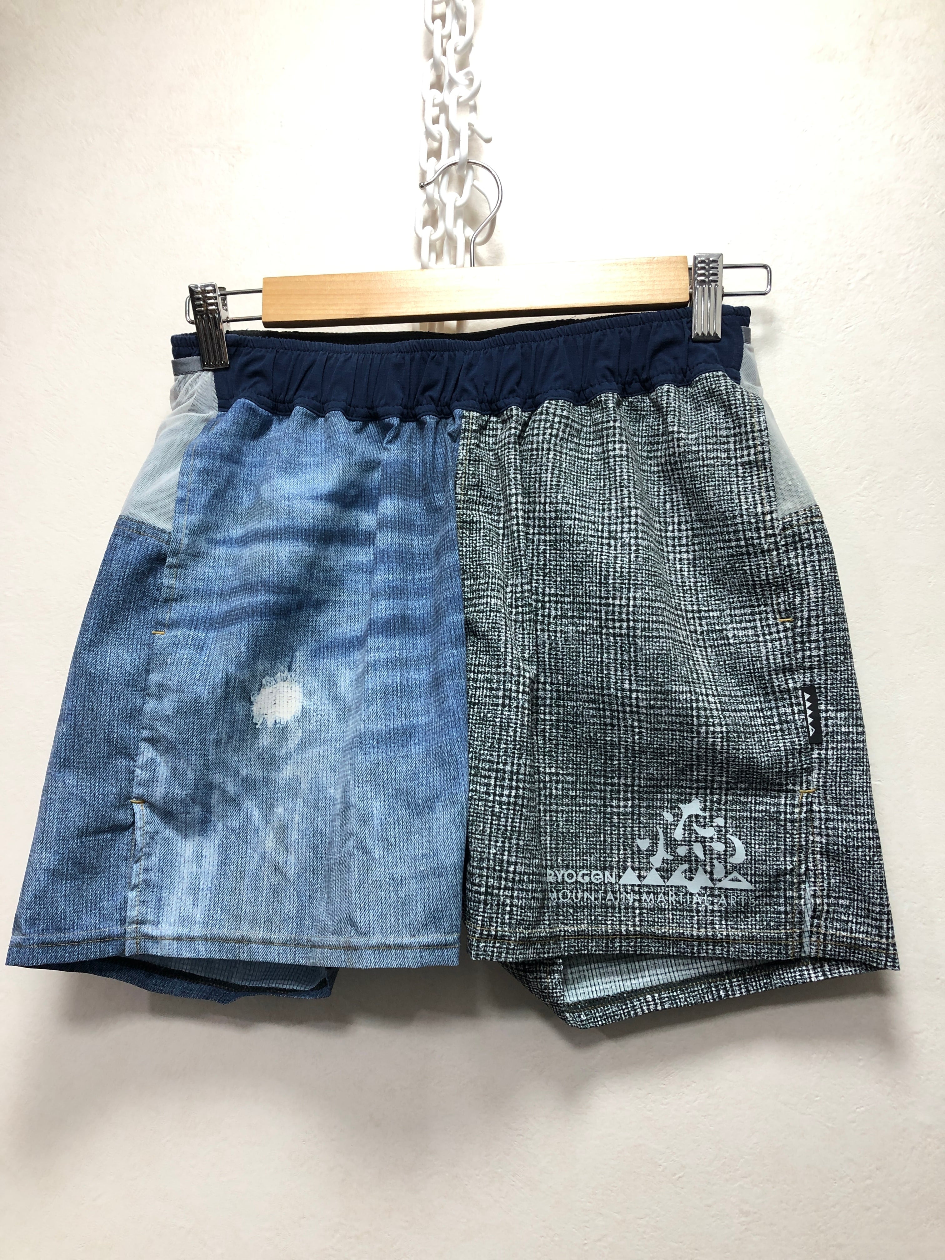 067052 MOUNTAIN MARTIAL ARTS MMA RYOGEN Racing Run Shorts V2.5