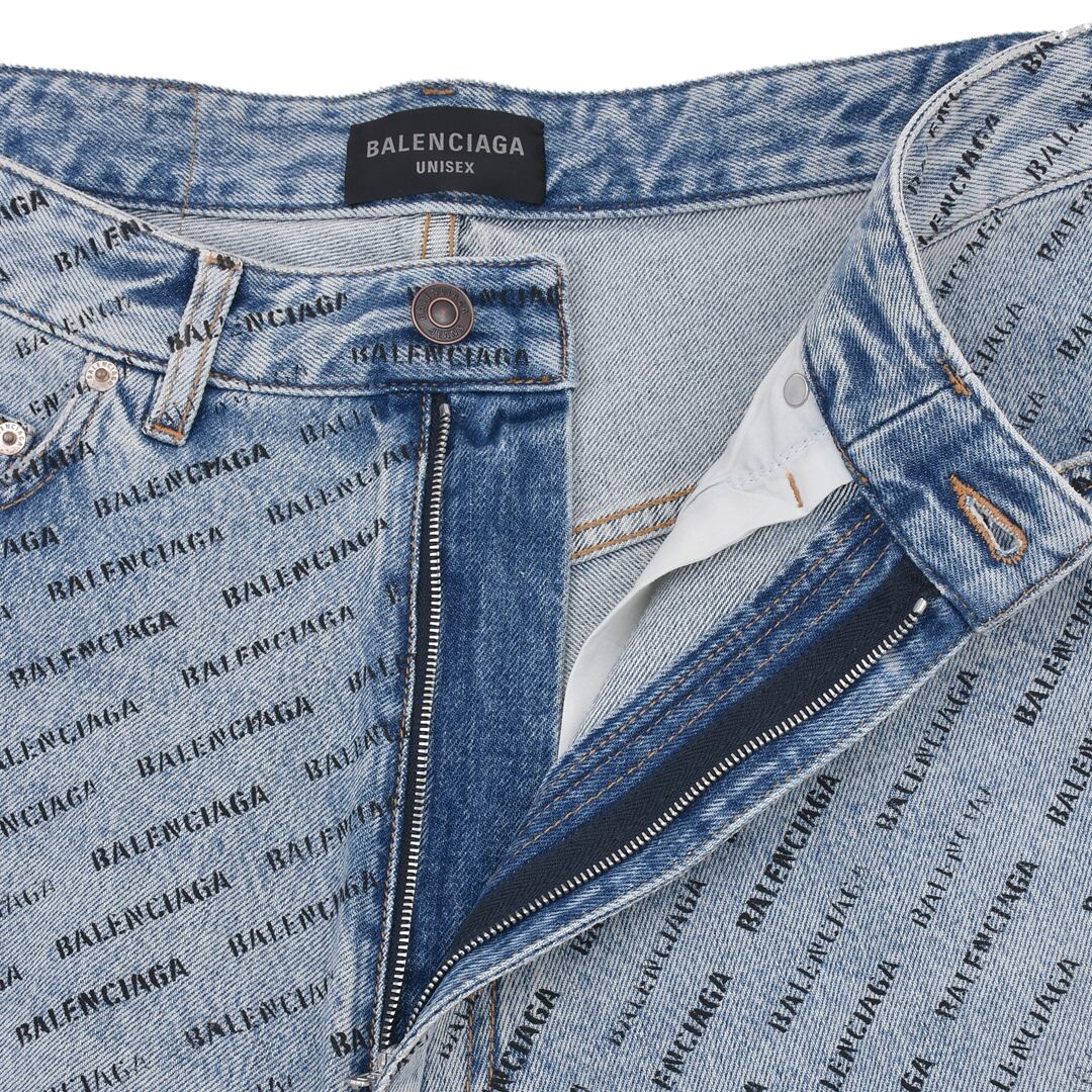 BALENCIAGA】Skater Shorts(ICE BLUE) | AYIN