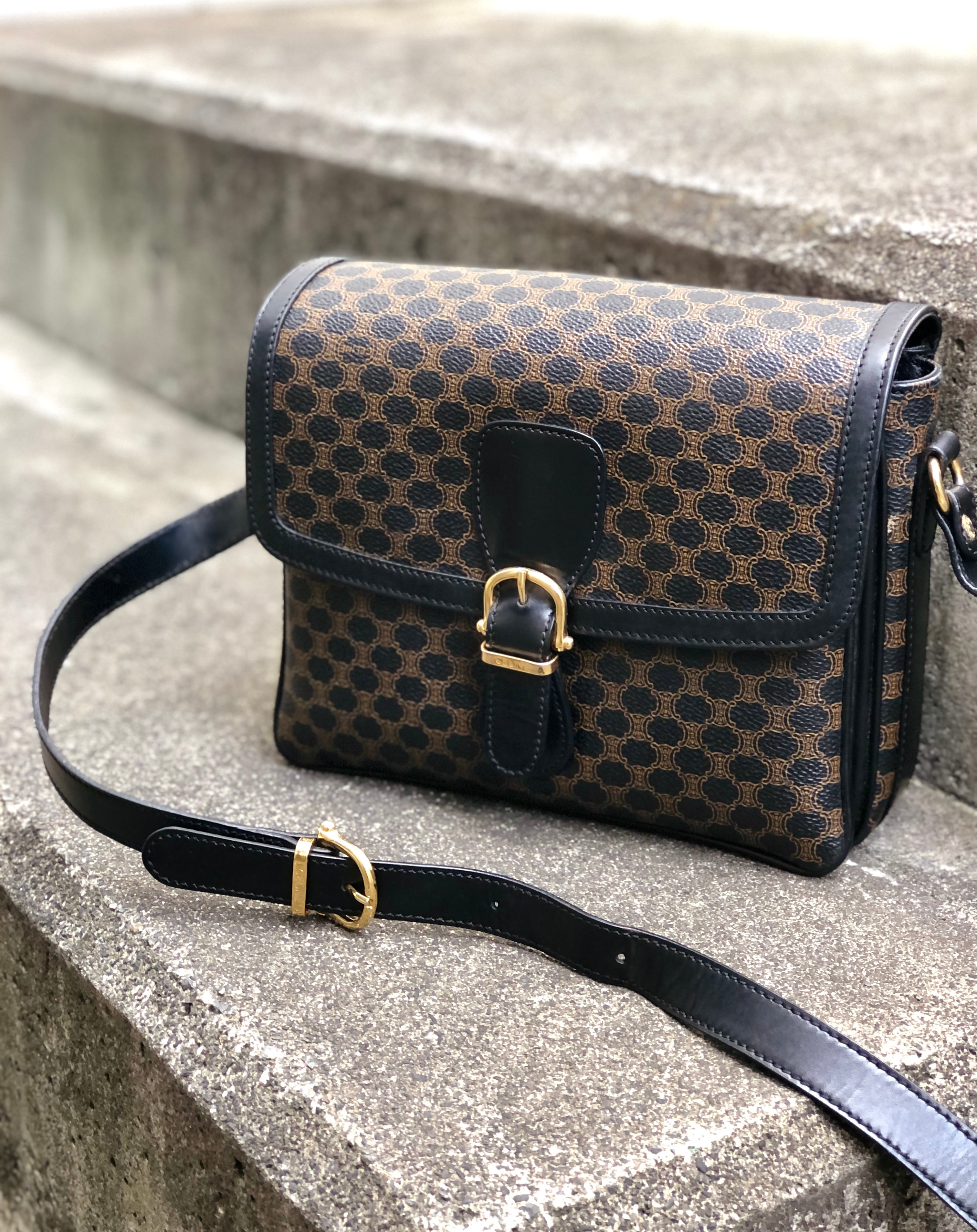 CELINE　セリーヌ　マカダム　フロントベルト　PVC×レザー　ショルダーバッグ　ブラック　vintage　ヴィンテージ　オールドセリーヌ　 3raz4y | VintageShop solo powered by BASE