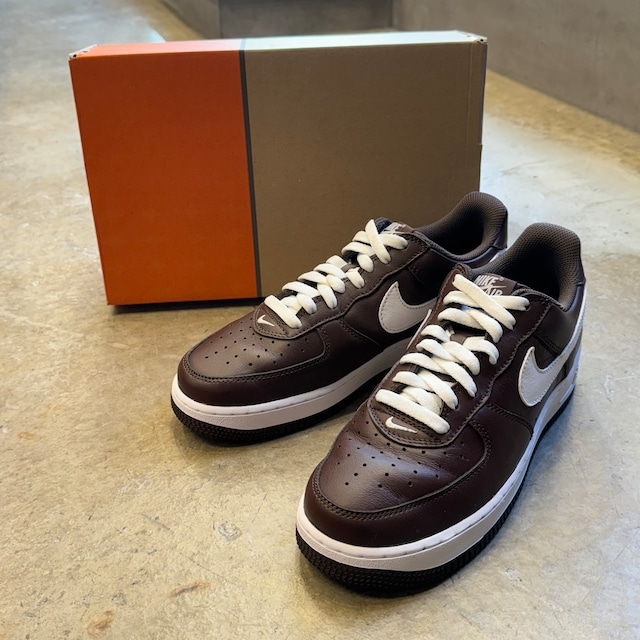 NIKE AIR FORCE 1 LOW RETRO QS CHOCOLATE/WHITE  8 1/2