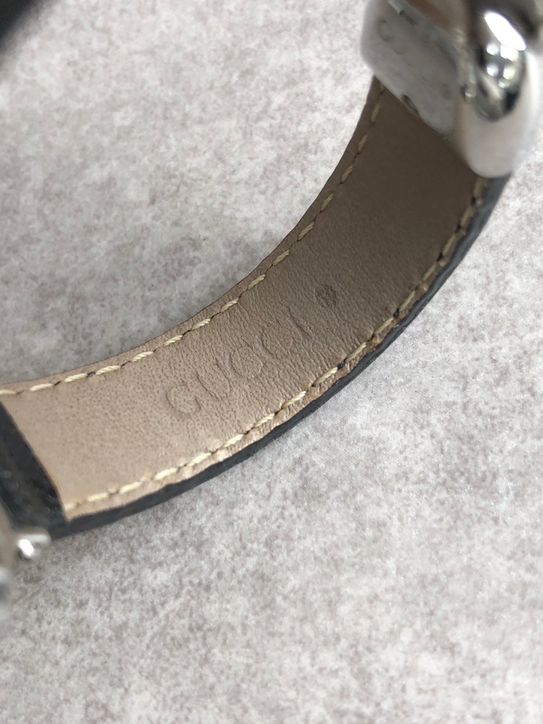 GUCCI グッチ 腕時計 シルバー×ブラック ターンフェイス 6600L vintage