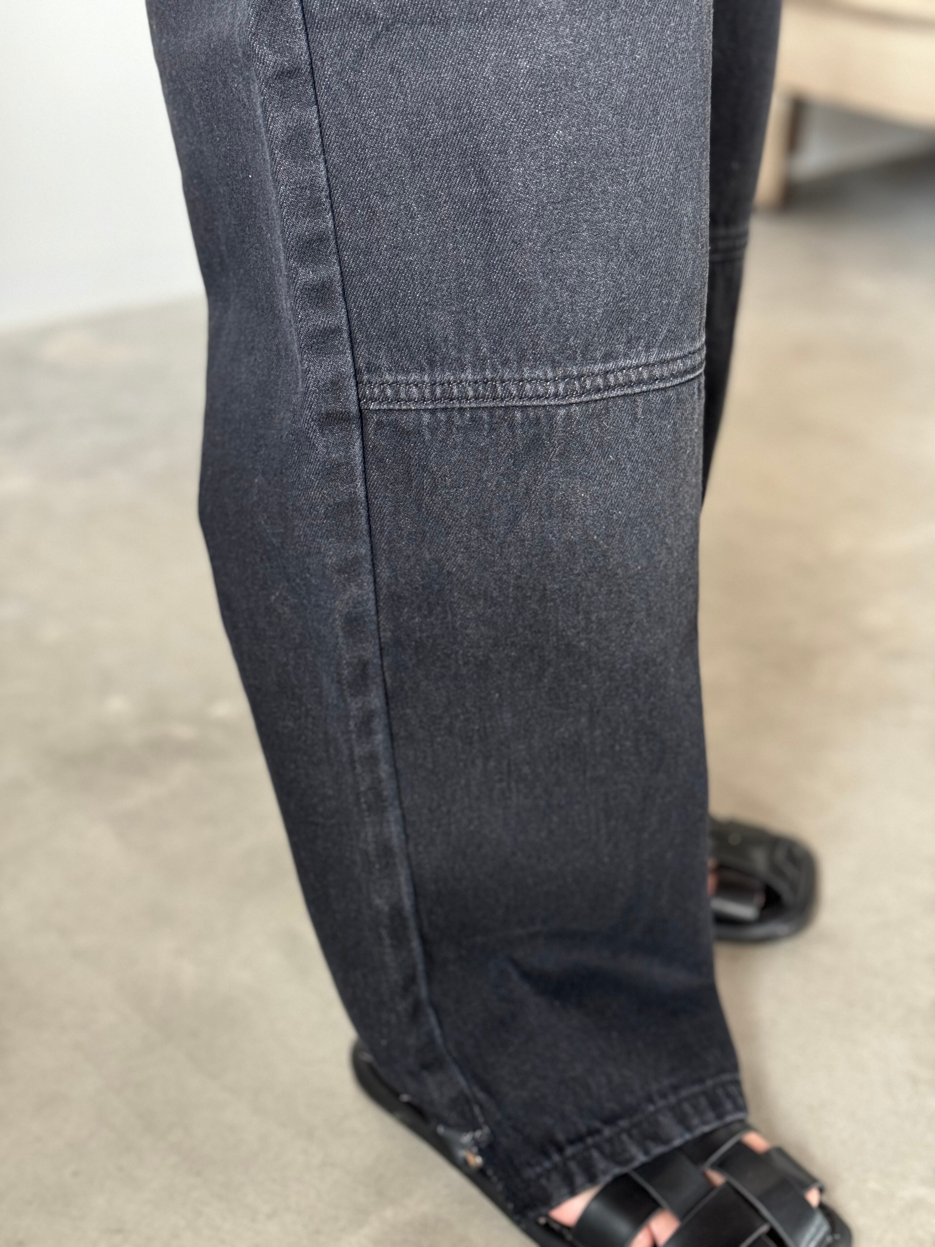 YENN【TUCK BELT DESIGN PANTS】 | LARGE LAB TOWN