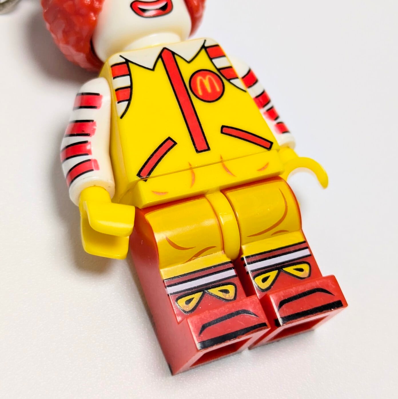 【 ブロックフィギュアキーホルダー 】 McDonald's ( マクドナルド ) / Ronald McDonald ( ドナルド・マクドナルド / ロナルド ) / 悪ver.　〚アメリカン雑貨 アメトイ〛