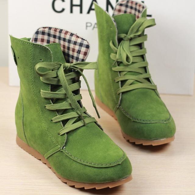 【新作】【送料無料】 4142ブリティッシュトレンドアカデミーレースフラットヒールアンチスキッドショートチューブフロストラウンドトゥマーティンブーツウィメンズエイントレードウィッシュ-アリババ 靴 シューズ ラウンドトー 10b762541089884