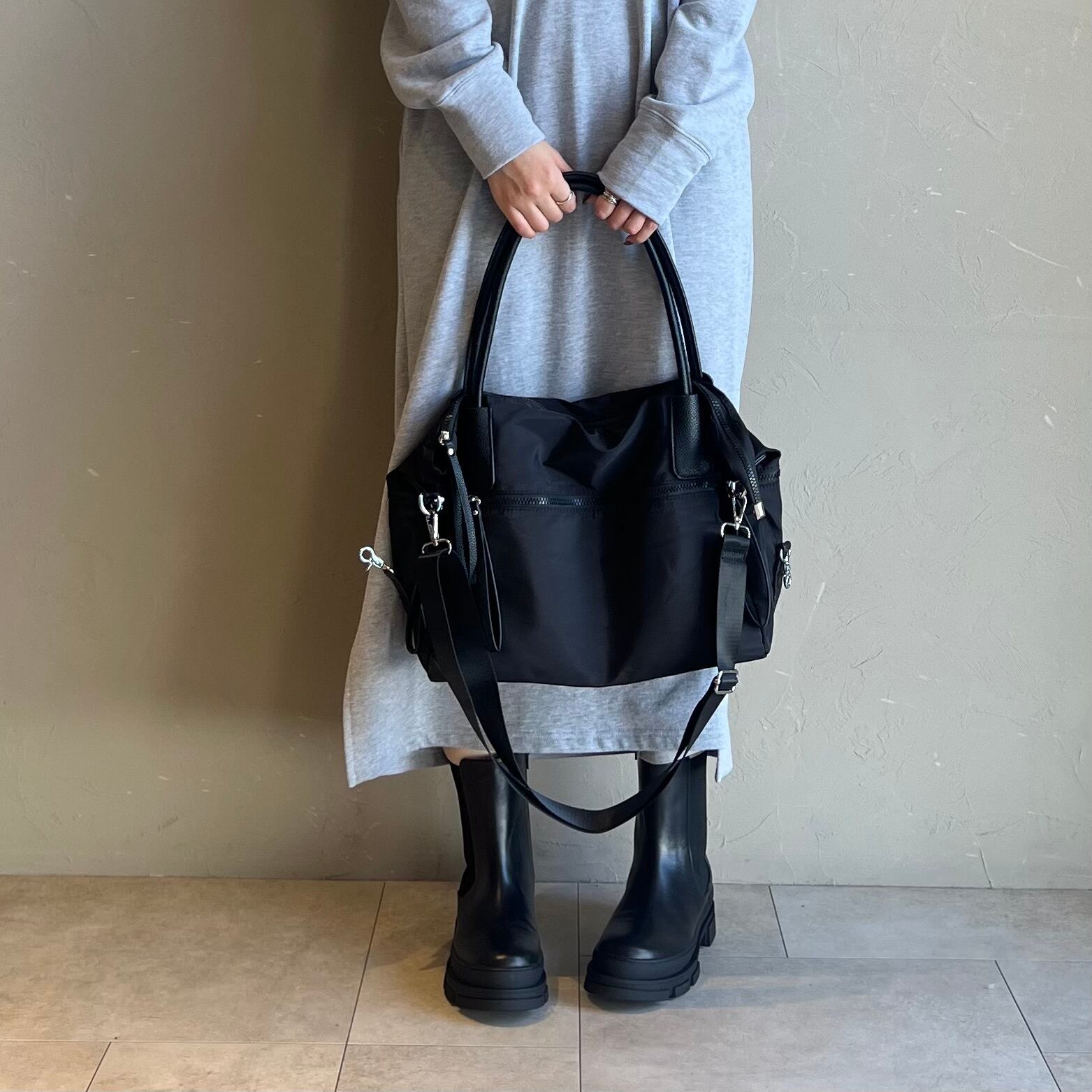 ナイロン × エコレザージップバッグ