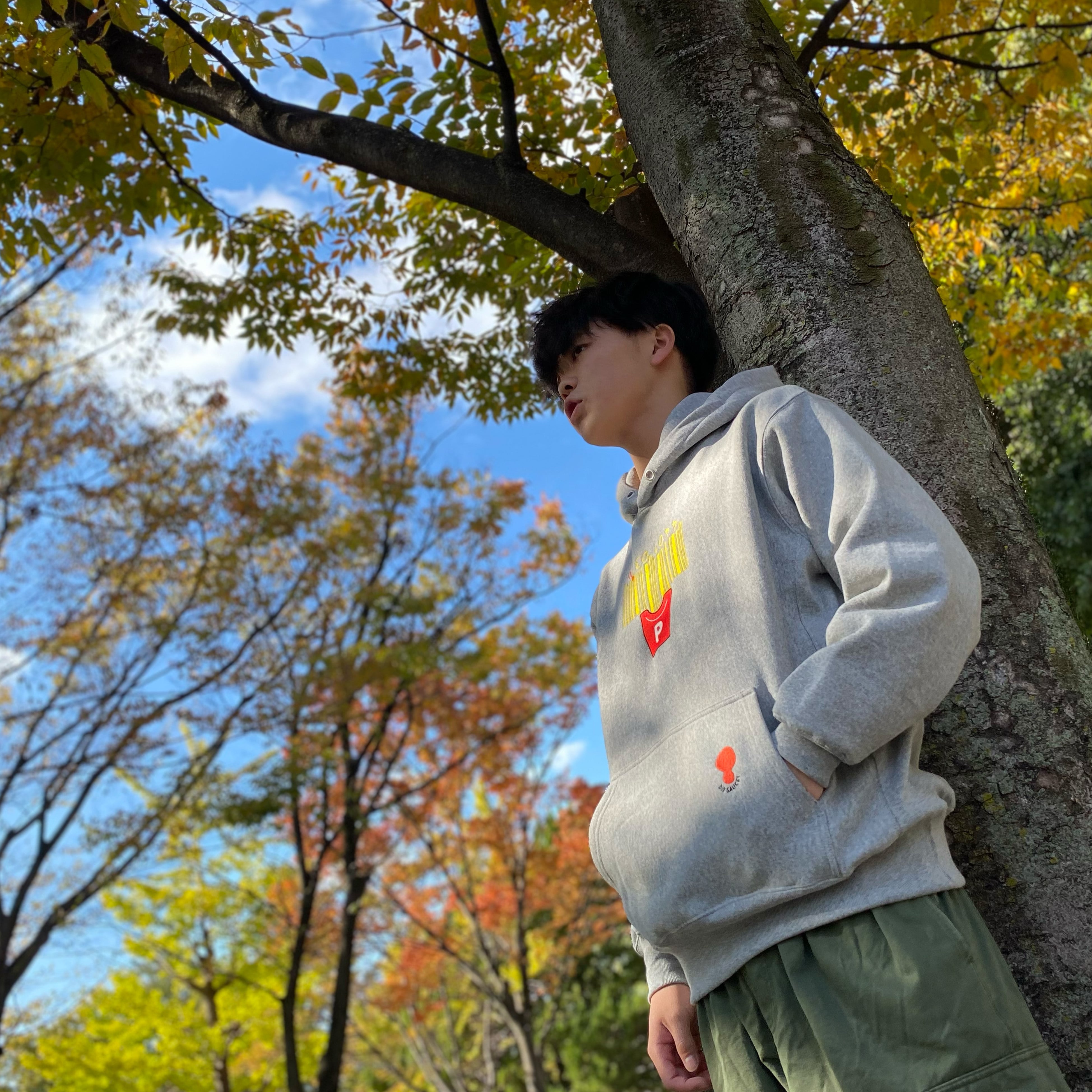 刺繍☆パーカー【プルオーバー】／へんなバーコード！？ | 440design