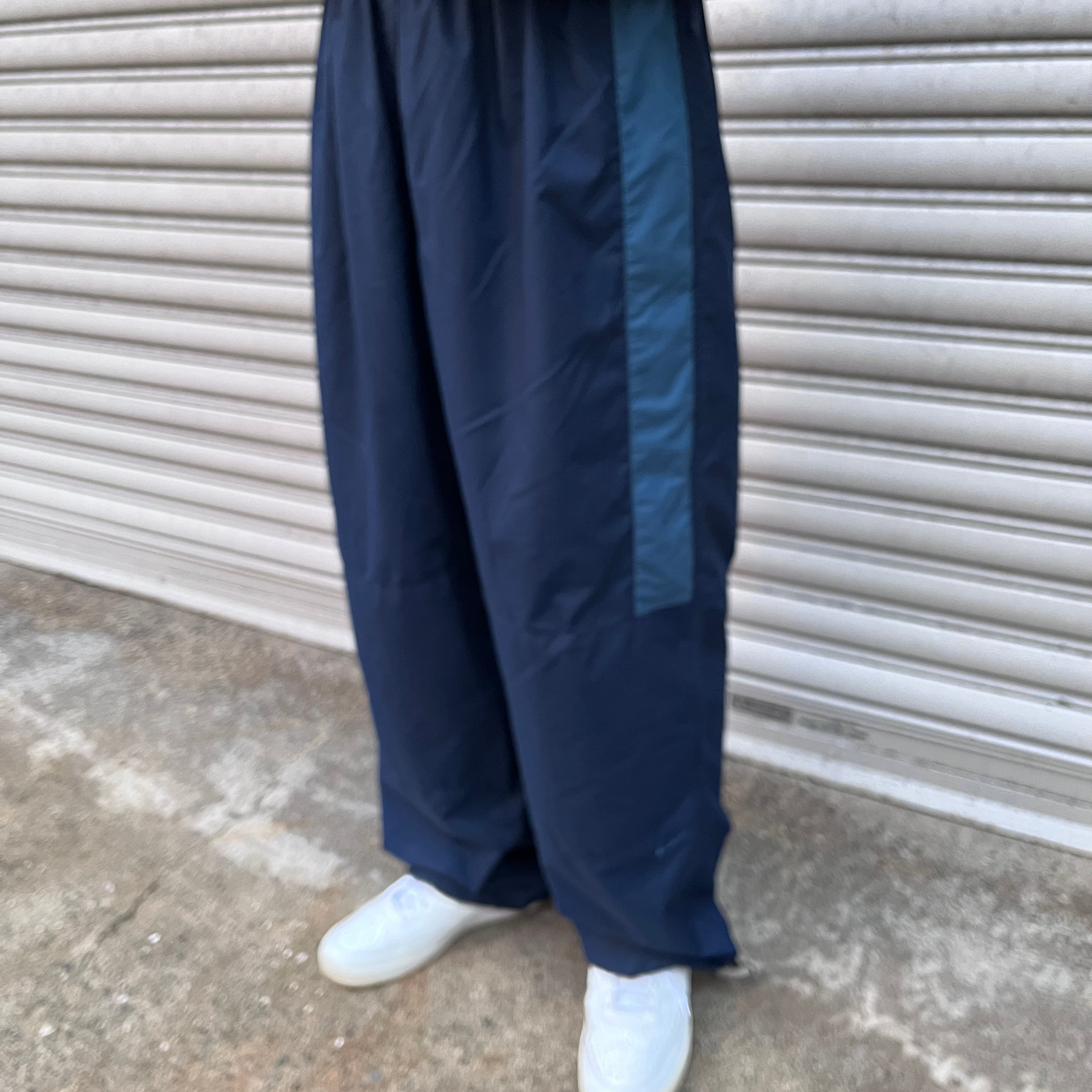 00s NIKE ナイロンテックパンツ ワイドシルエット サイドライン L | 古着屋 Uan powered by BASE