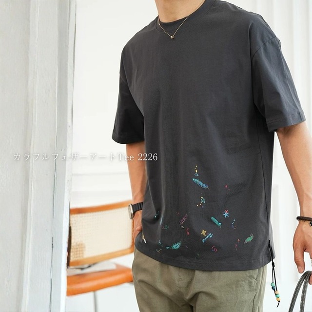 カラフルフェザーアートTee 2226