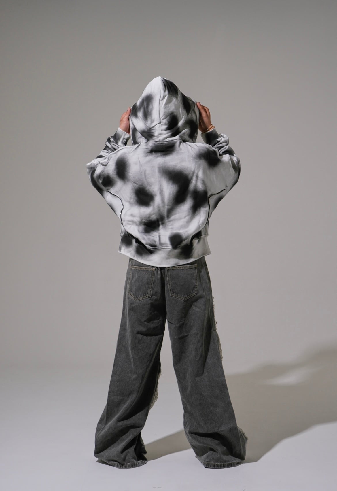 ポピーパーカー素体 BARCON スタッズブリーチスプレーZIPパーカー | 韓国系ユニセックス