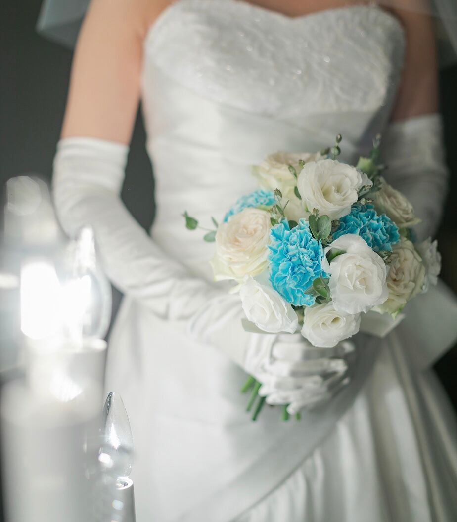 クラッチブーケ White Blue(ブートニアセット) | Lee.espoir リー