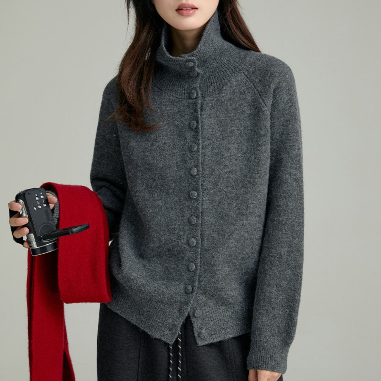 ハイネックボタンカーディガン　a0346