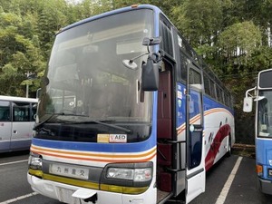 製造番号プレート：熊本200か159号車（貸切バス）
